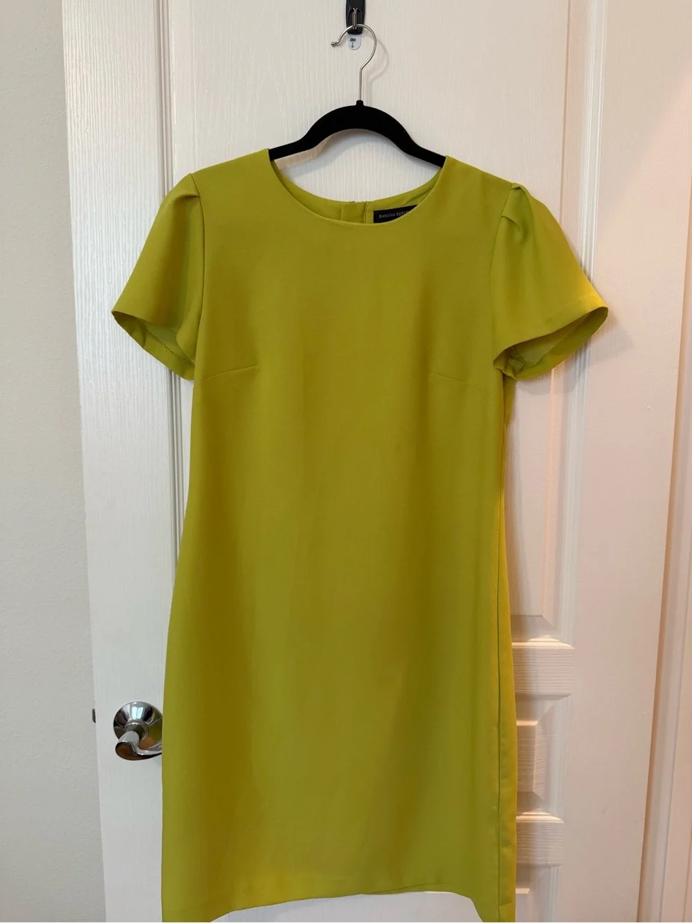 Banana Republic Chartreuse Short Sleeve Puff Blouse